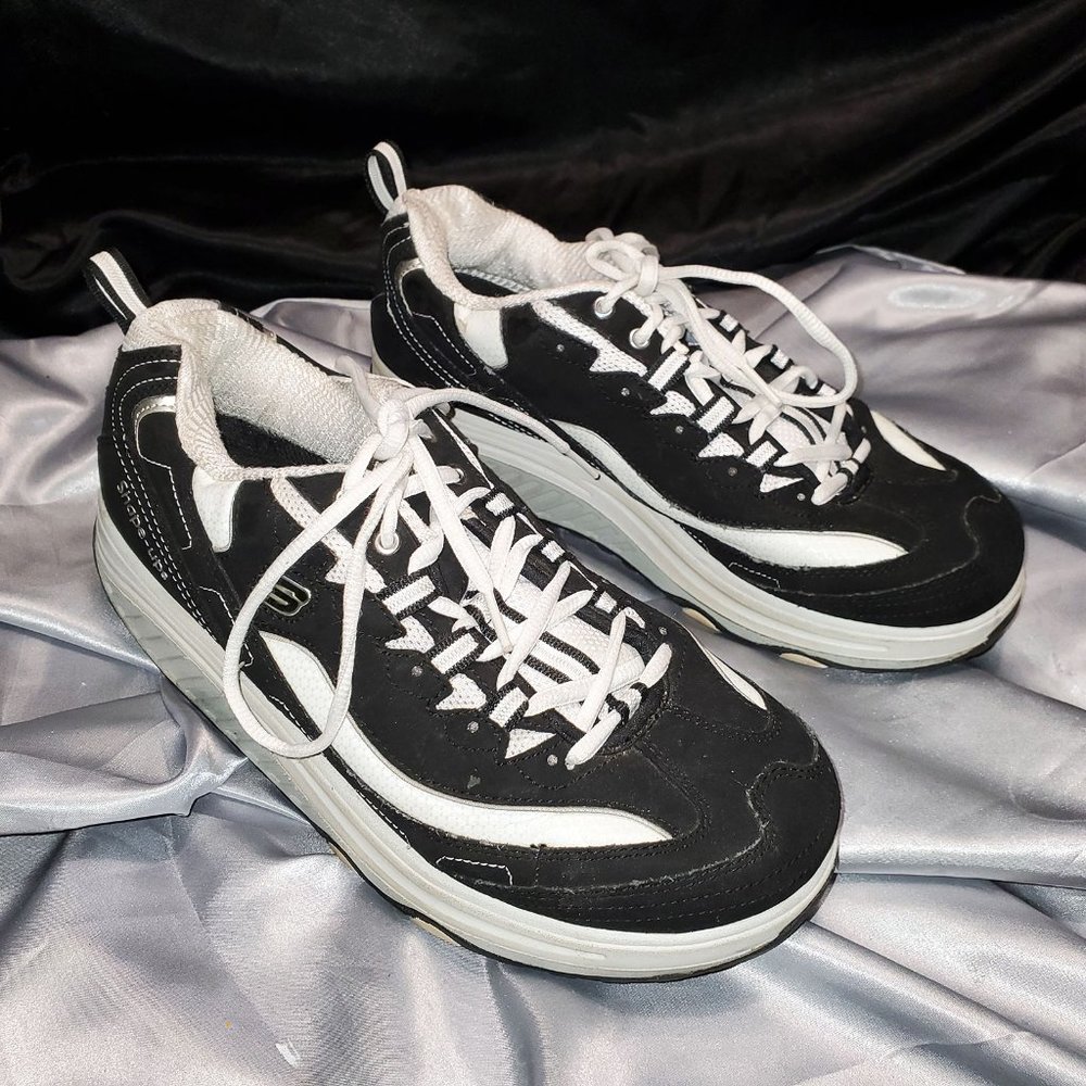 SKECHERS womens black & white Shape-Up shoes 11809 SZ 10